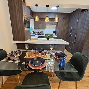 https://comfortable-two-bedroom-flat.brighton-hotels-england.com