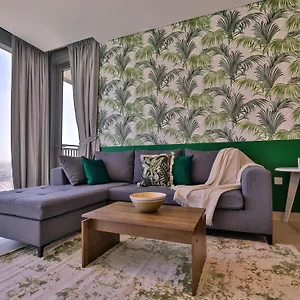 https://luxurious-2-bed-dubai-marina-views-by-opulent.dubaihotelsoffers.com